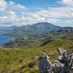 Explore Fire Mountain and Wine Enjoyment with Mediterranean Flair for 11 days with DIAMIR Erlebnisreisen and discover unforgettable experiences - Photo 10