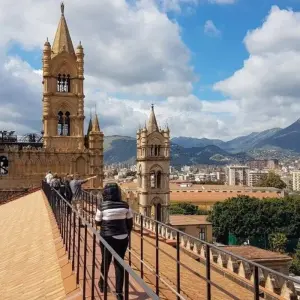 Explore Fire Mountain and Wine Enjoyment with Mediterranean Flair for 11 days with DIAMIR Erlebnisreisen and discover unforgettable experiences - Photo 11