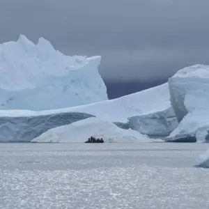 Explore Photography Trip to the Autumnal Riot of Colour in the Arctic for 14 days with DIAMIR Erlebnisreisen and discover unforgettable experiences - Photo 11