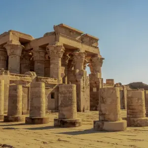 Explore Nile cruises with The Oberoi Philae for 5 days with DERTOUR and discover unforgettable experiences - Photo 3