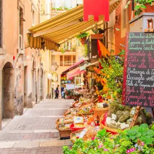 Explore Temples, charming landscapes and the Atna for 8 days with DERTOUR and discover unforgettable experiences - Photo 6