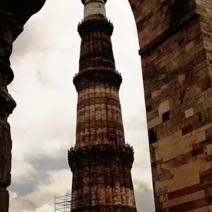 Explore Golden Triangle Tour with Haridwar & Rishikesh for 8 days with Discover Amazing India and discover unforgettable experiences - Photo 2