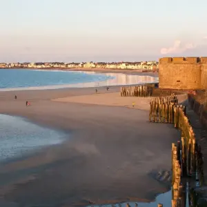 Explore Brittany to Normandy for 8 days with Discover France Adventures and discover unforgettable experiences - Photo 3