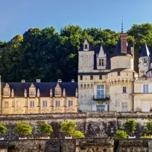 Explore Loire Valley Bike & Canoe Tour for 7 days with Discover France Adventures and discover unforgettable experiences - Photo 5