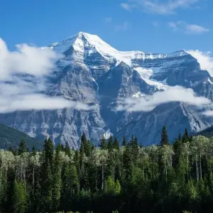 Explore Rockies Summer Classic Tour for 4 days with Discover Canada Tours and discover unforgettable experiences - Photo 2
