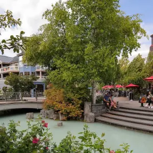 Explore Rockies Western Canada Iconic Sites: 8-Day Tour for 8 days with Discover Canada Tours and discover unforgettable experiences - Photo 6