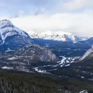 Explore Rockies Winter Premium Tour (Small Group) for 5 days with Discover Canada Tours and discover unforgettable experiences - Photo 5