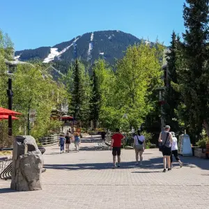 Explore Western Canada & Vancouver Island Premium Tour for 16 days with Discover Canada Tours and discover unforgettable experiences - Photo 9