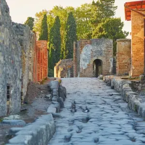 Explore That's Amore | Private Naples, Pompeii, Mt. Vesuvius & Amalfi Coast Experience for 5 days with Discover Italy and discover unforgettable experiences - Photo 8