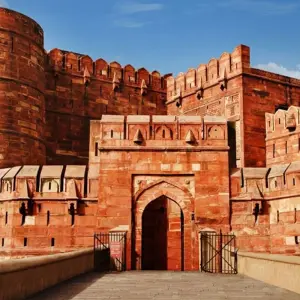 Explore Most Popular Luxury Golden Triangle Tour for 7 days with Divyan Holidays and discover unforgettable experiences - Photo 8