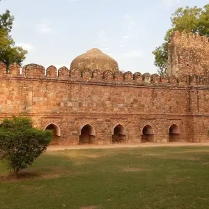 Explore 4 Days in the Golden Triangle: A Cultural and Historical Adventure Through Delhi, Agra, and Jaipur for 4 days with Edshil Tours  and discover unforgettable experiences - Photo 5