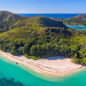 Explore Seychelles Island hopping for 10 days with Emerald Cruises and discover unforgettable experiences - Photo 5