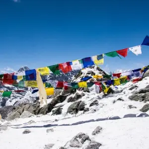 Explore Everest Chola Pass Trek for 18 days with Escape Himalaya Trek and discover unforgettable experiences - Photo 2