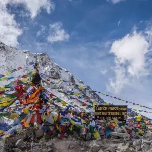 Explore Manaslu Circuit Trek for 16 days with Escape Himalaya Trek and discover unforgettable experiences - Photo 2