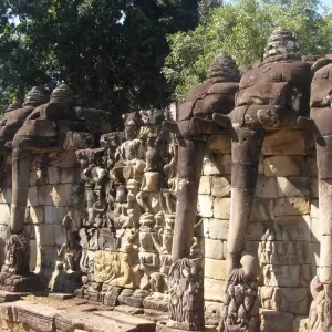 Explore Angkor Complex Small circuit  & Tonle Sap Lake with Joining Tour for 3 days with Euro Khmer Voyages and discover unforgettable experiences - Photo 7