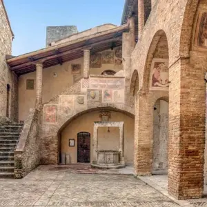 Explore 4 Days Tuscany Tour - from Rome for 4 days with Europeando Europa and discover unforgettable experiences - Photo 4