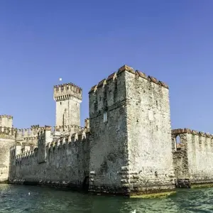 Explore 4 Days Northern Lakes Tour - from Milan for 4 days with Europeando Europa and discover unforgettable experiences - Photo 5