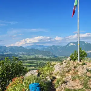 Explore Around Lake Garda for 8 days with Eurohike and discover unforgettable experiences - Photo 5