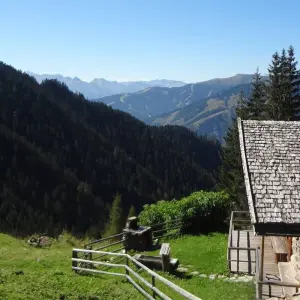 Explore Dachstein High Altitude Circular Path for 8 days with Eurohike and discover unforgettable experiences - Photo 2