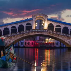 Explore Europe in Depth for 24 days with Europamundo and discover unforgettable experiences - Photo 8