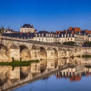 Explore France and Spain for 11 days with Europamundo and discover unforgettable experiences - Photo 3