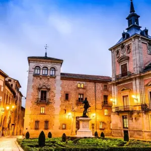 Explore From Marrakesh to Madrid for 10 days with Europamundo and discover unforgettable experiences - Photo 4