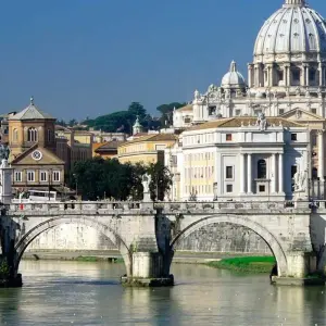 Explore Italian and Swiss Panorama for 10 days with Europamundo and discover unforgettable experiences - Photo 8