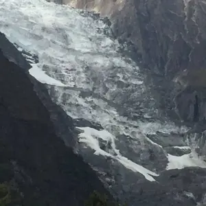 Explore Everest, Annapurna Trek with Kathmandu, Chitwan Tour for 16 days with Eve Holidays and discover unforgettable experiences - Photo 10