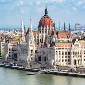 Explore Europe from West to East for 21 days with Europamundo and discover unforgettable experiences - Photo 9