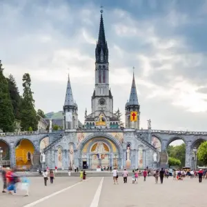 Explore Dreaming of France and Alsace for 8 days with Europamundo and discover unforgettable experiences - Photo 3