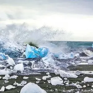 Explore Iceland Northern Lights for 5 days with Exodus Adventure Travels and discover unforgettable experiences - Photo 5