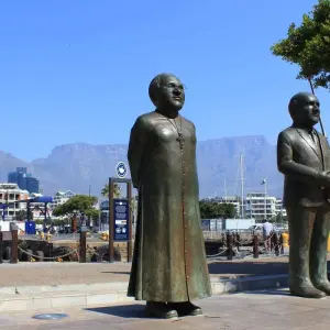 Explore Cape Town & the Garden Route for 12 days with Exodus Adventure Travels and discover unforgettable experiences - Photo 9