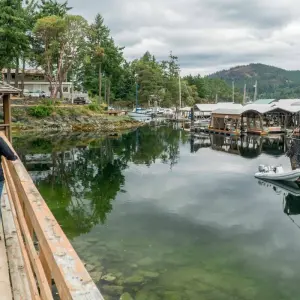 Explore Walking Canada’s Sunshine Coast for 9 days with Exodus Adventure Travels and discover unforgettable experiences - Photo 2