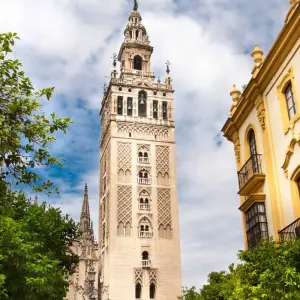 Explore Moroccan Capitals, Seville and Lisbon for 12 days with Europamundo and discover unforgettable experiences - Photo 5