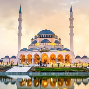 Explore Emirates and Classics of Arabia end Riad for 10 days with Europamundo and discover unforgettable experiences - Photo 7