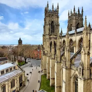 Explore Great Britain New Year for 7 days with Expat Explore Travel and discover unforgettable experiences - Photo 2