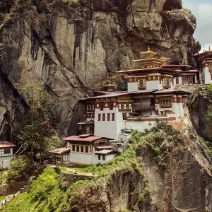 Explore 12 Days -Punkha Trek for 12 days with Female Guide Holiday and discover unforgettable experiences - Photo 4