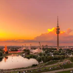 Explore Munich Lakes Tour - Lake Magic on the Edge of the Alps with Luggage Transfer for 9 days with Feuer und Eis Touristik and discover unforgettable experiences - Photo 6