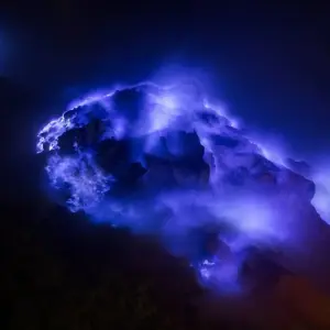 Explore Mount Ijen: Electric Blue Fire Tour for 2 days with ForeverVacation and discover unforgettable experiences - Photo 3
