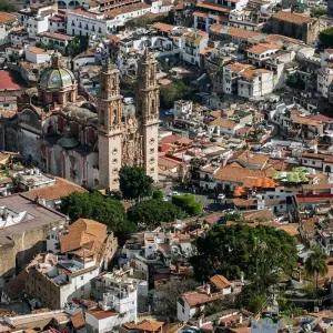 Explore Mexico Express 6 Days Tour for 6 days with GUIDEcuador Travel and discover unforgettable experiences - Photo 3