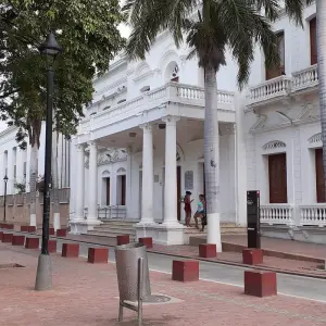 Explore Colombia, Ecuador & Peru Express 22 Days Tour for 22 days with GUIDEcuador Travel and discover unforgettable experiences - Photo 4