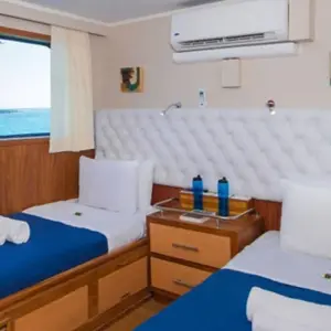 Explore Koln Tourist Superior Yacht - 8 Days for 8 days with GUIDEcuador Travel and discover unforgettable experiences - Photo 5