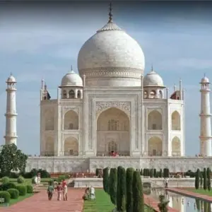 Explore Luxury Golden Triangle Tour with Ranthambore for 8 days with GeTS Holidays and discover unforgettable experiences - Photo 10