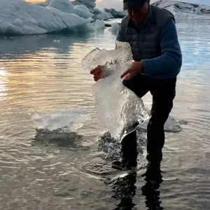 Explore Iceland 11-Day Trip: A slow-paced, small group trip for 11 days with Globe Drifters and discover unforgettable experiences - Photo 2