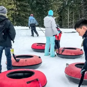 Explore Victoria, Vancouver & Whistler 3 Day Family Adventure Tour for 3 days with Globalduniya and discover unforgettable experiences - Photo 10