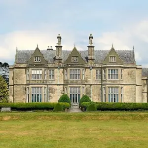 Explore Britain & Ireland in Depth for 24 days with Globus and discover unforgettable experiences - Photo 2