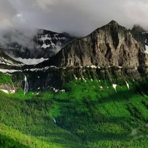 Explore Glacier National Park & the Canadian Rockies with the Calgary Stampede for 11 days with Globus and discover unforgettable experiences - Photo 7
