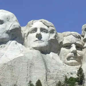Explore Exploring America's Great Parks for 15 days with Globus and discover unforgettable experiences - Photo 3