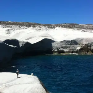 Explore Sifnos, Milos and Kimolos : Cyclades dream - Guided hike for 10 days with Grand Angle  and discover unforgettable experiences - Photo 10