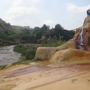 Explore Unforgettable journey in Ampefy for 2 days with Green Island Discovery and discover unforgettable experiences - Photo 3